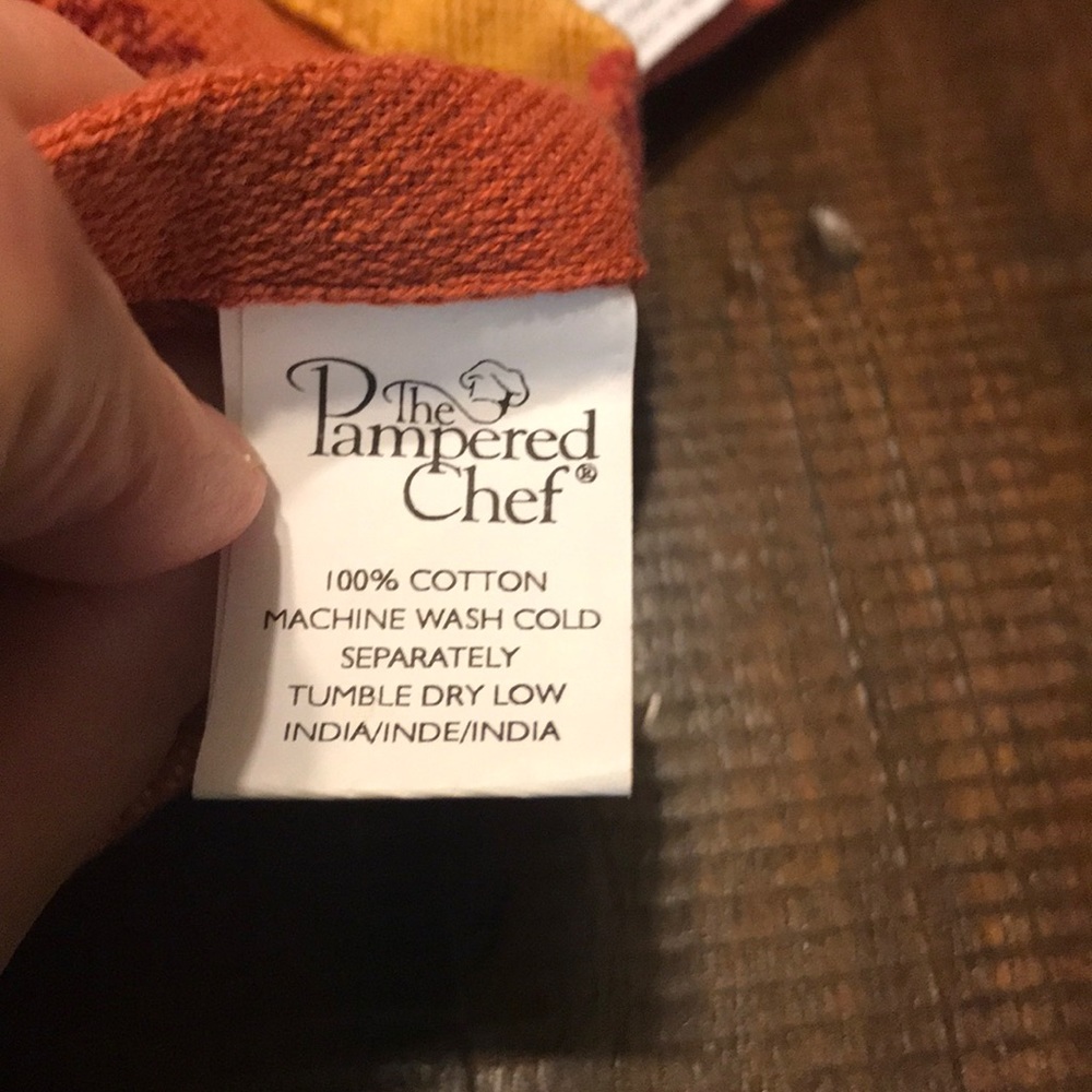Pampered Chef Napkins and Placements